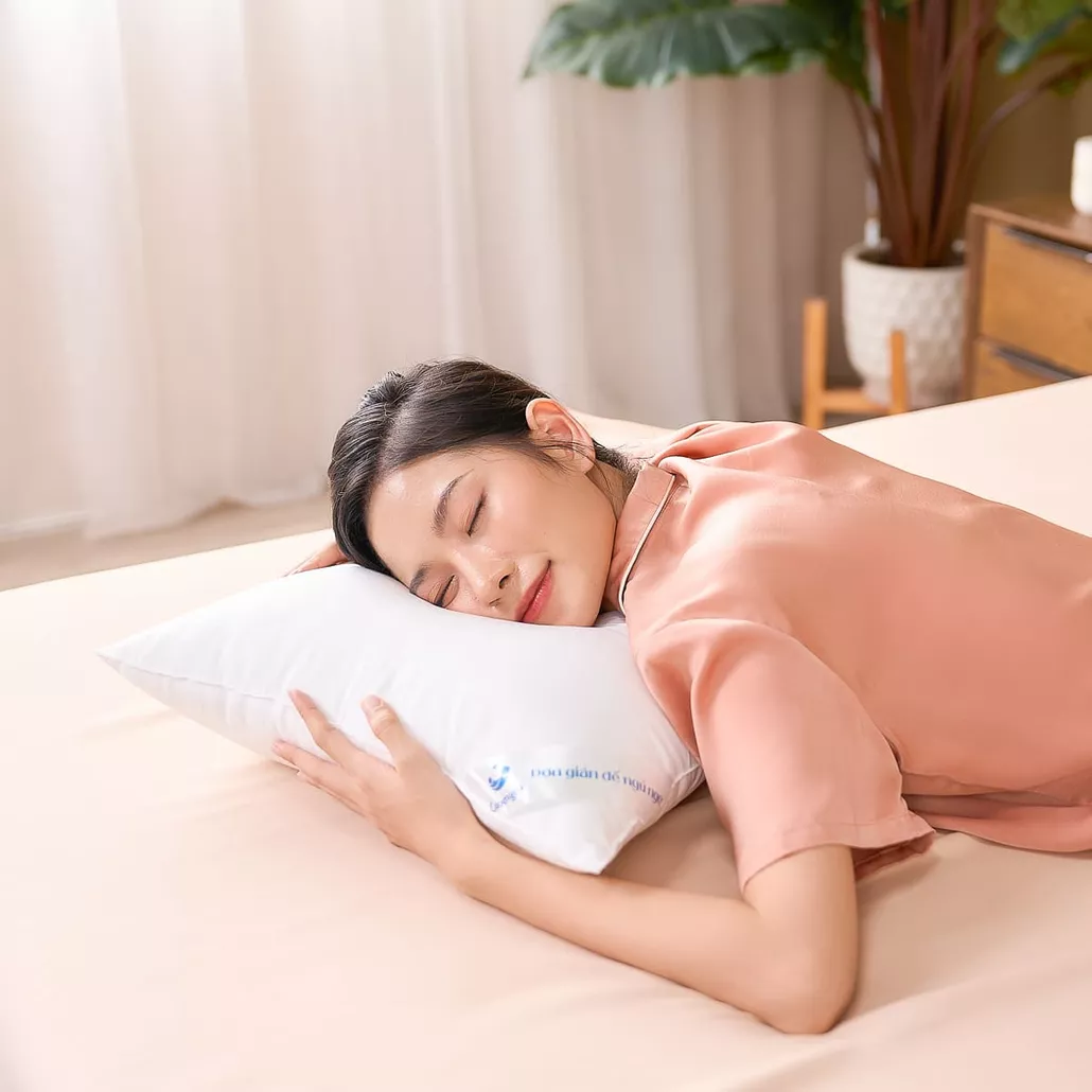 Gối lông vũ nhân tạo Goodnight Mochi siêu êm chuẩn khách sạn 5 sao