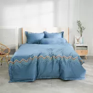 Bộ ga chun chăn chần Amando thêu cotton satin màu xanh