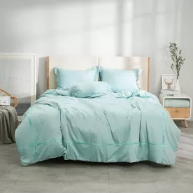 Bộ ga chun chăn chần Amando thêu cotton satin màu xanh lá