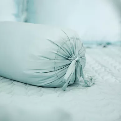 Bộ ga chun chăn chần Amando thêu cotton satin màu xanh lá - Ảnh 8