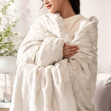Chăn đông lông chồn cao cấp giữ ấm Amando Warm - Ảnh 8