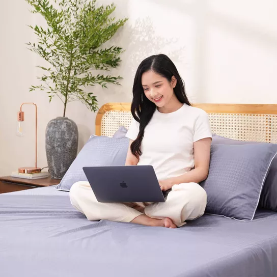 Bộ ga chun polyester gấm Amando Ellie đơn sắc 4 chi tiết Màu Xanh dương - Thumbnail