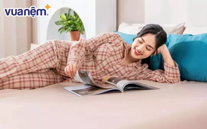 Mẫu drap 1m2x2m bốn mùa micro satin Goodnight Mori 3 Chi tiết