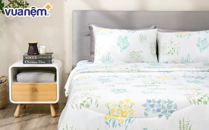 Amando Celia được thiết kế với màu sắc trang nhã, phù hợp với nhiều phong cách nội thất.