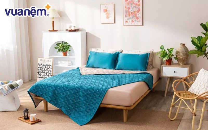 Mẫu ga giường micro satin Goodnight Mori