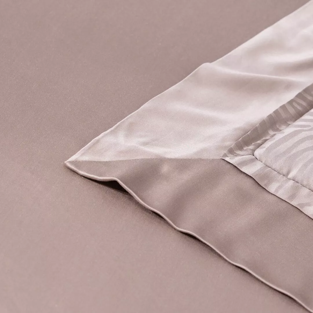 Bộ chăn ga Lụa tencel cao cấp Amando Lagom 5 chi tiết Màu Nâu - Ảnh 7