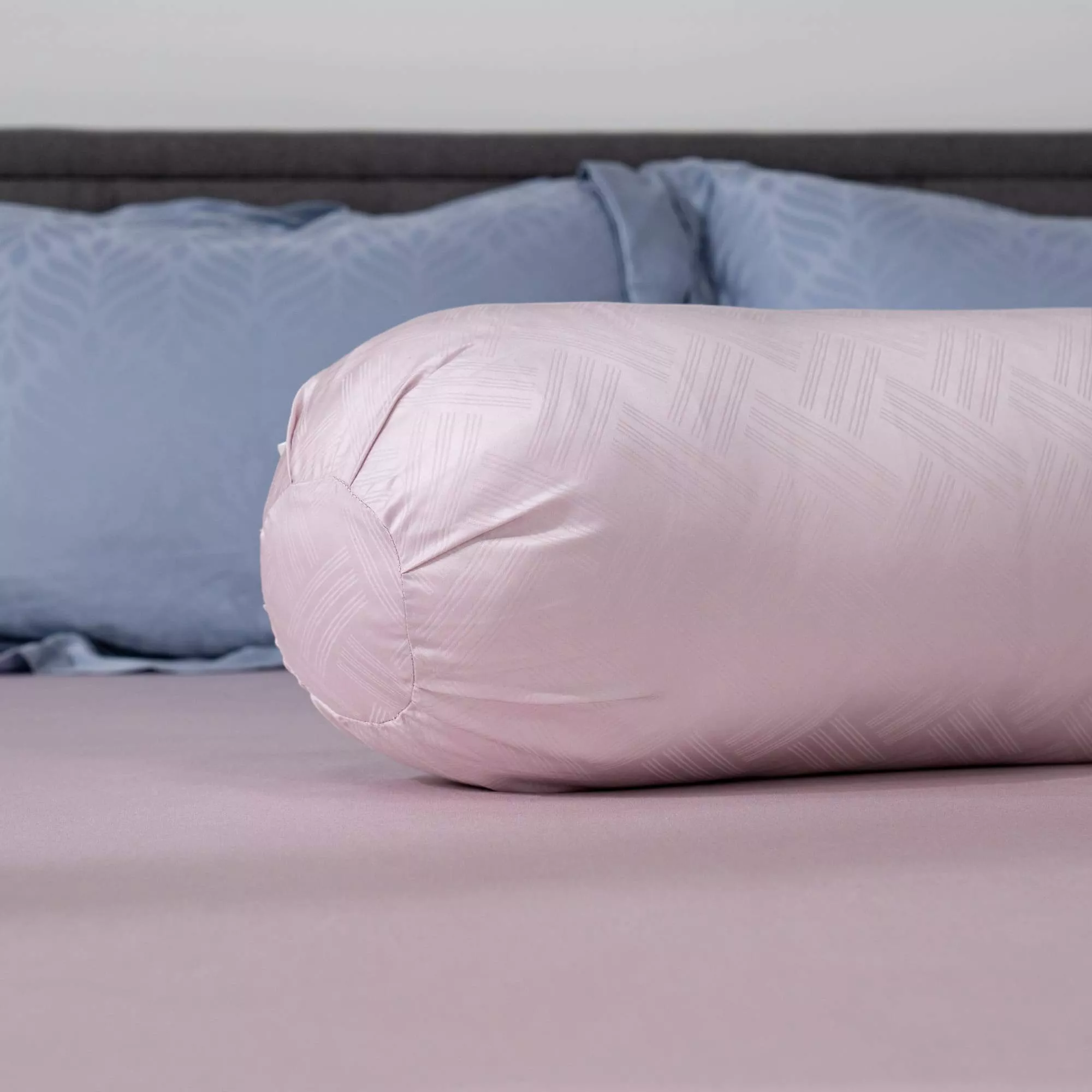 Bộ chăn ga Lụa tencel cao cấp Amando Lagom 5 chi tiết Màu Tím - Ảnh 4