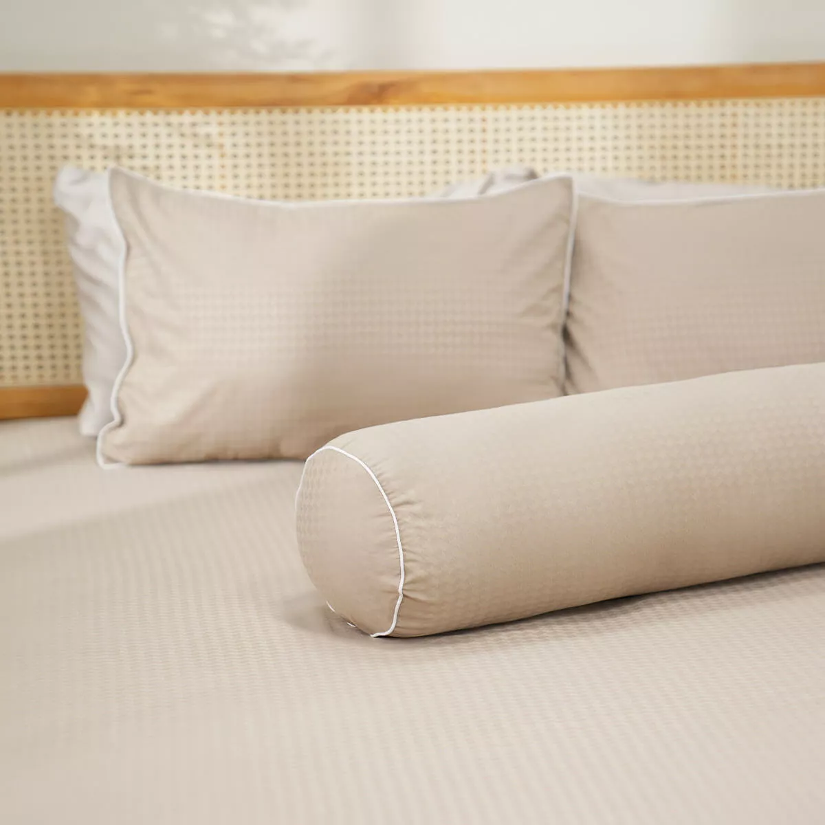 Bộ ga chun polyester gấm Amando Ellie đơn sắc 4 chi tiết Màu Be - Ảnh 5