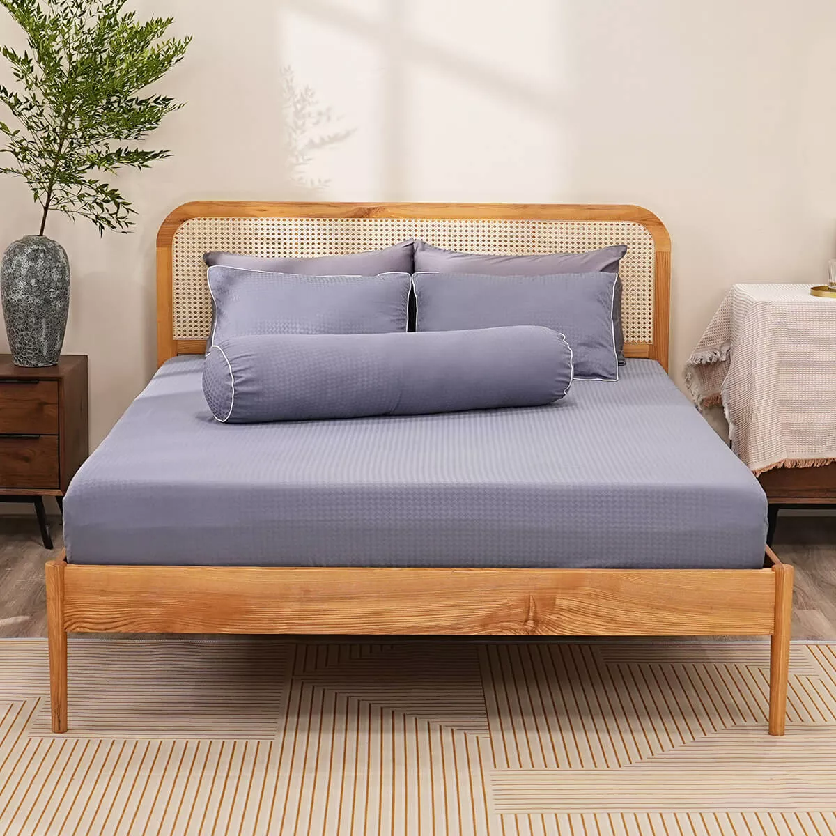 Bộ ga chun polyester gấm Amando Ellie đơn sắc 4 chi tiết Màu Xanh dương - Ảnh 4