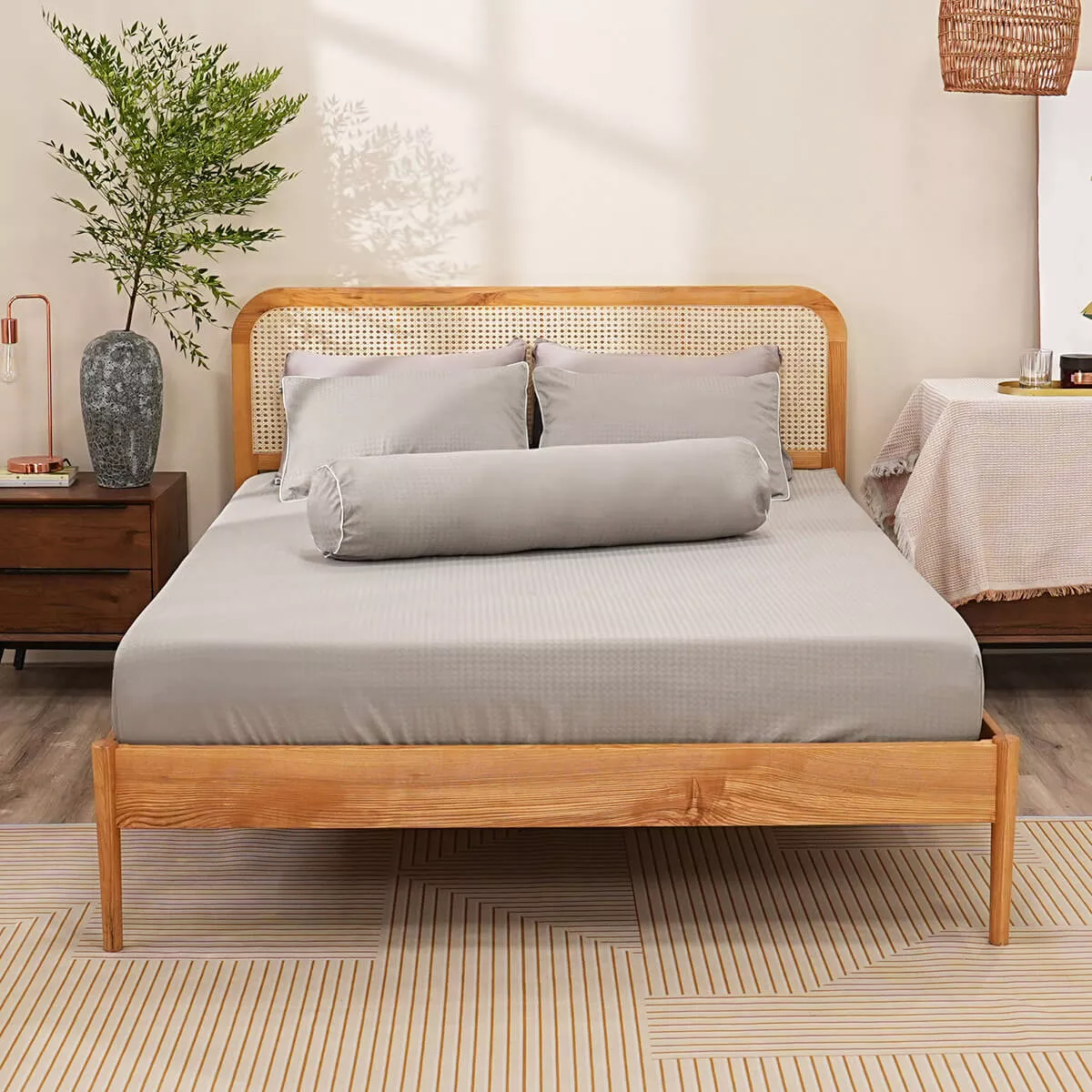 Bộ ga chun polyester gấm Amando Ellie đơn sắc 4 chi tiết Màu Xám - Ảnh 4