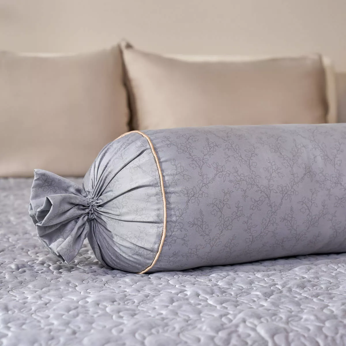 Bộ chăn ga phủ chần Lụa Tencel cao cấp Amando Élan 5 chi tiết TC003 - Ảnh 5