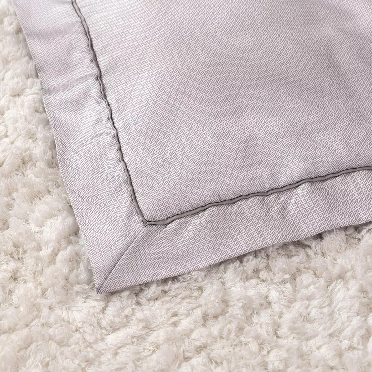 Bộ chăn ga chun chần Lụa Tencel cao cấp Amando Élan 5 chi tiết TC001 - Ảnh 8