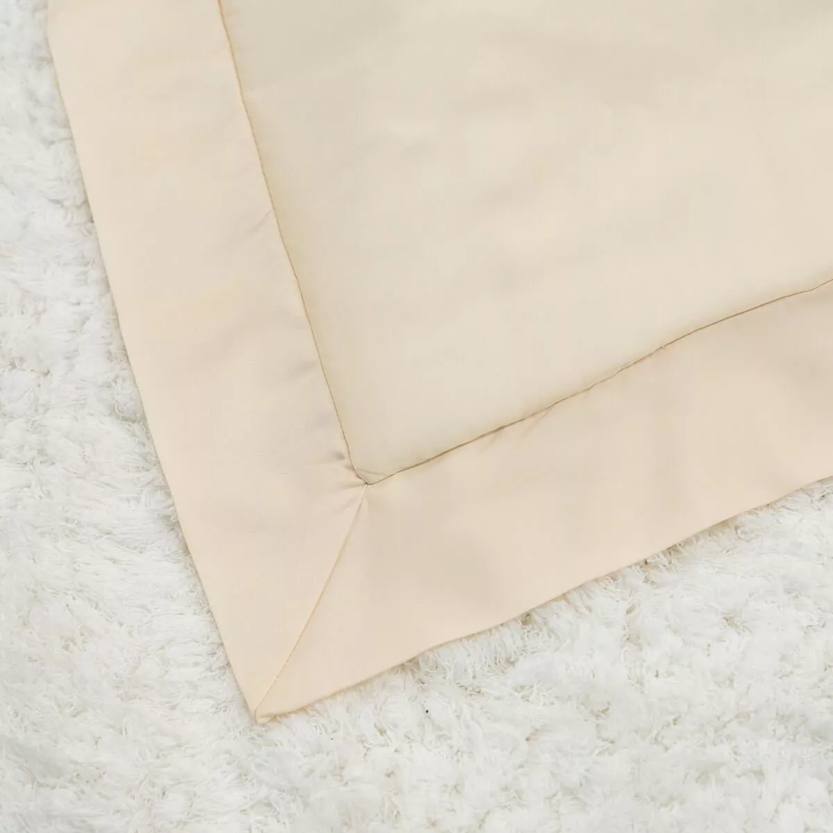 Bộ Chăn ga lụa tencel cao cấp Amando Soulmate 7 chi tiết màu Kem - Ảnh 8