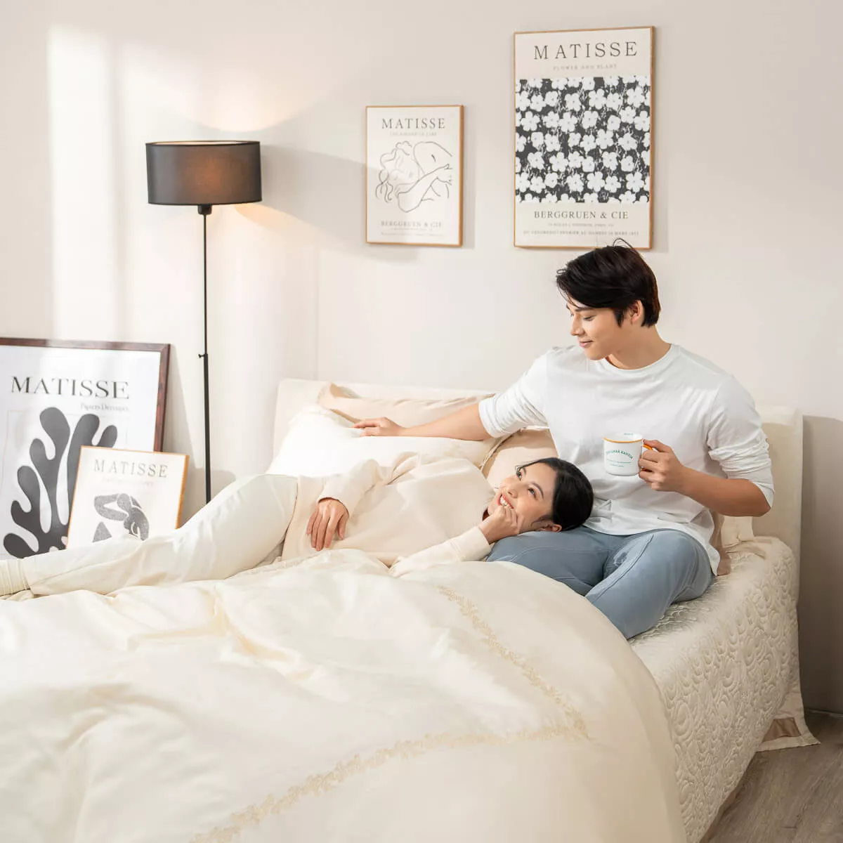 Bộ Chăn ga lụa tencel cao cấp Amando Soulmate 7 chi tiết màu Kem - Ảnh 2